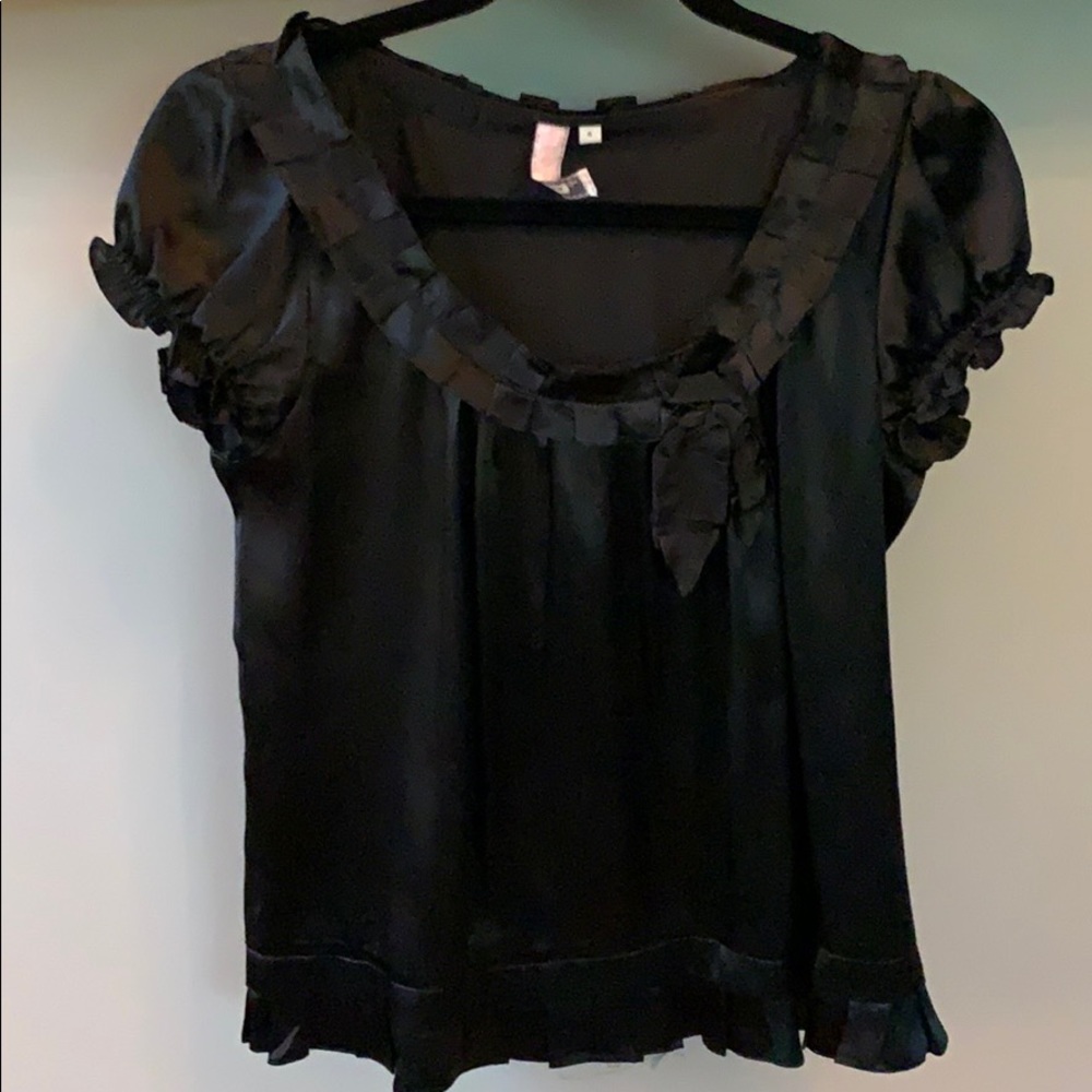 Pasamentes Black 100% Silk short sleeve blouse